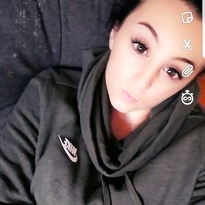 Meet your Posher, Brie